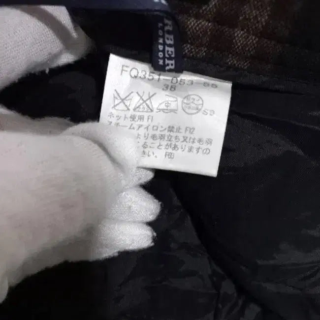 [BUNJANG] Burberry Tartan Check Wool Capri Pants / 버버리 정품 여자 타탄체크 여성 모직6부바지팬츠 라벨38