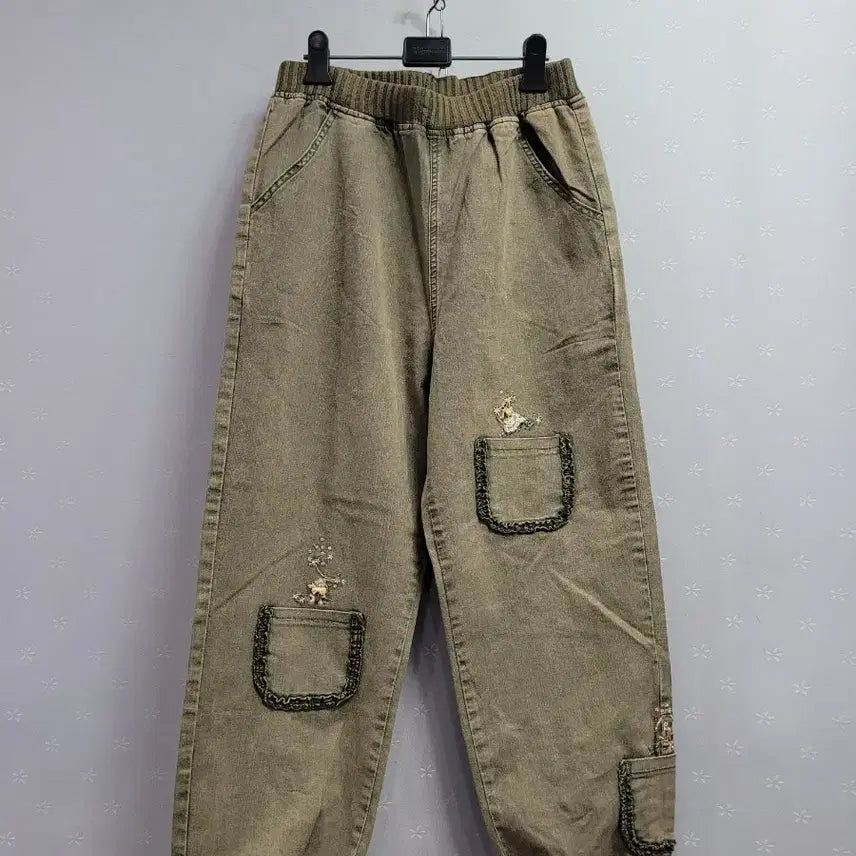 [BUNJANG] Vintage Khaki Embroidered Top and Pants Set / 빈티지 카키색 상하의 세트 (자수 디테일)