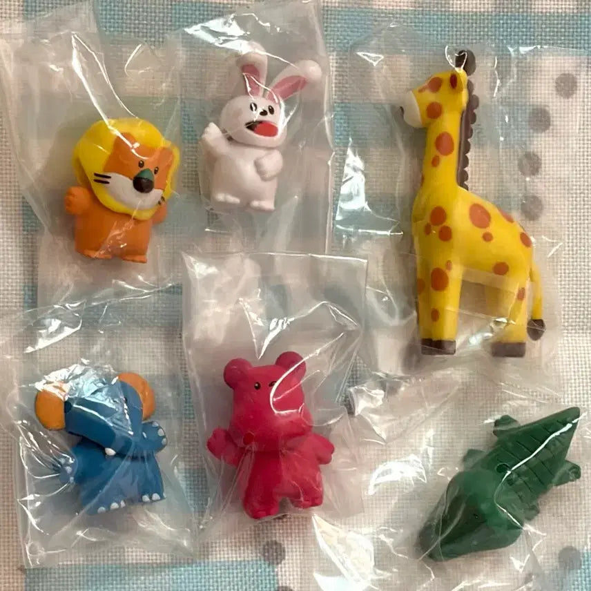 [BUNJANG] Tabeko Animals Figure Set with 12 Cards / 타베코 피규어 6종 카드 12장 포함