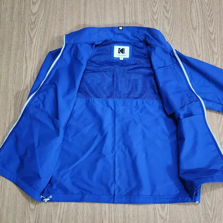 [SOLD OUT] 코닥 블루 우븐 바람막이 자켓