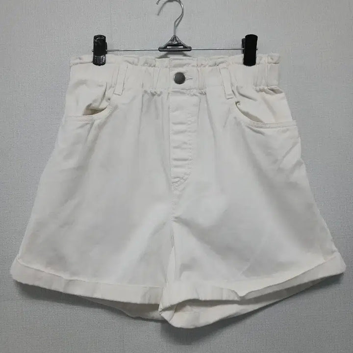 [BUNJANG] H&amp;M White Banding Shorts / H&amp;M 화이트 밴딩 반바지 숏팬츠
