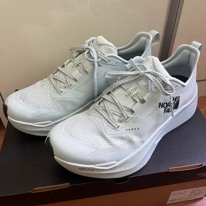 [SOLD OUT] 노스페이스 벡티브 베르사 275사이즈