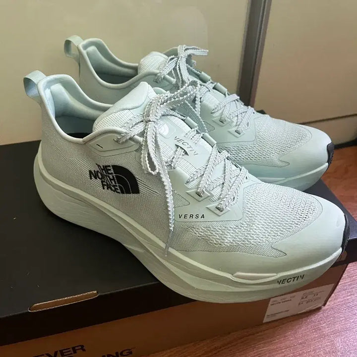 [SOLD OUT] 노스페이스 벡티브 베르사 275사이즈