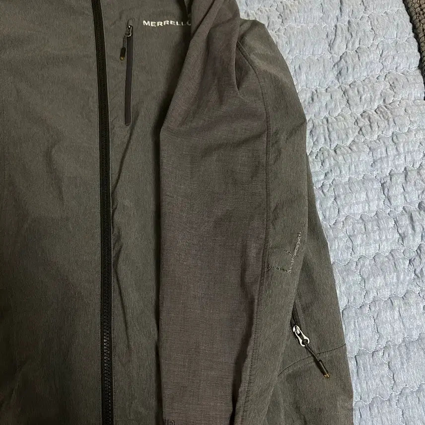 [SOLD OUT] [XL/105] MERRELL 바람막이 윈드브레이커