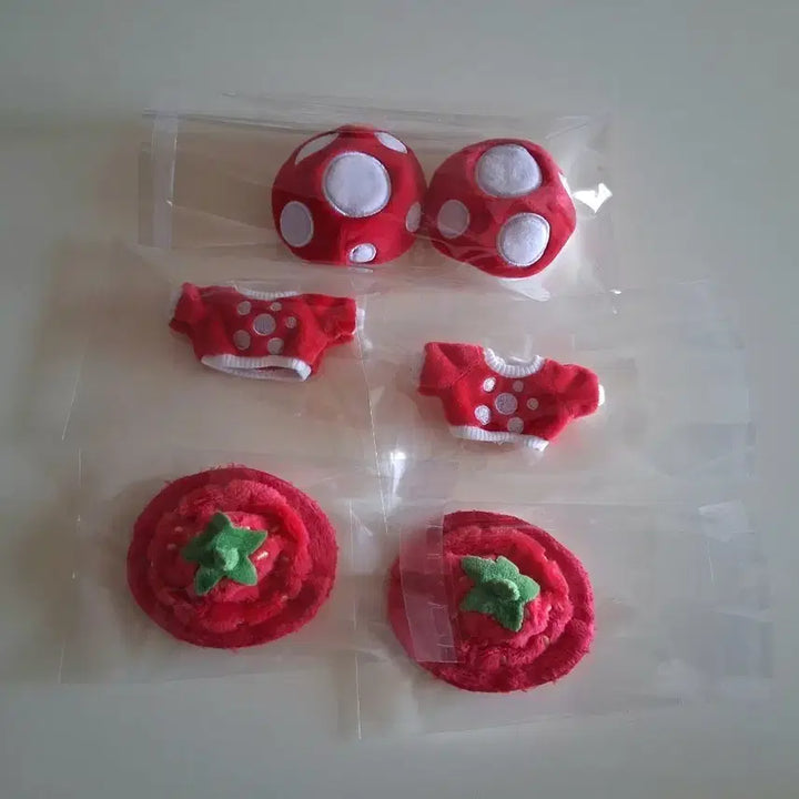 [SOLD OUT] 일괄가격) 5cm 인형옷 tor님 딸기레드 모자&amp;독버섯 모자, 맨투맨