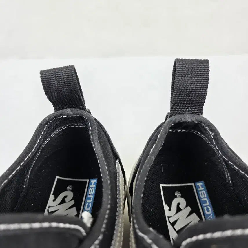 [BUNJANG] Vans Sentry Old Skool WC Black Marshmallow Sneakers / 빈트로^^240 반스 센트리 올드스쿨 WC 블랙 마쉬멜로우