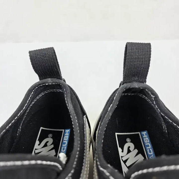 [BUNJANG] Vans Sentry Old Skool WC Black Marshmallow Sneakers / 빈트로^^240 반스 센트리 올드스쿨 WC 블랙 마쉬멜로우