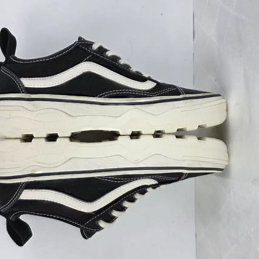[BUNJANG] Vans Sentry Old Skool WC Black Marshmallow Sneakers / 빈트로^^240 반스 센트리 올드스쿨 WC 블랙 마쉬멜로우