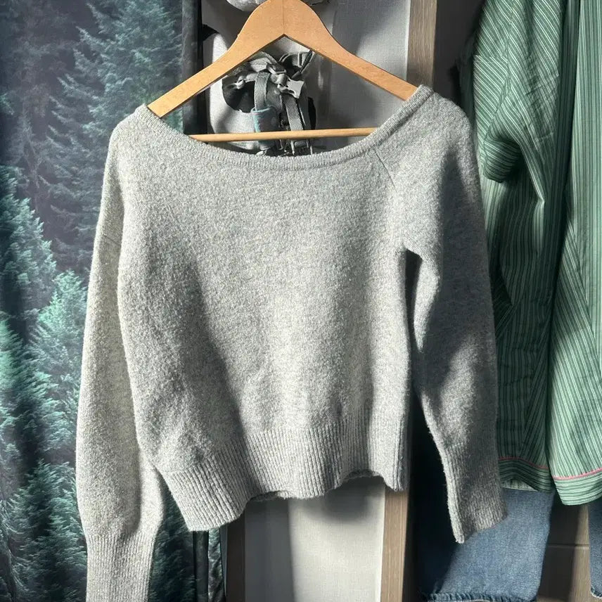 [BUNJANG] Our Cabinet One Shoulder Knit Top / 아워캐비넷 원숄더니트