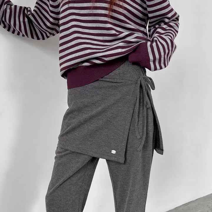 [BUNJANG] Black Up Caloing Wrap Bootcut Layered Skirt Pants / 블랙업 칼로잉 랩 부츠컷 레이어드스커트팬츠