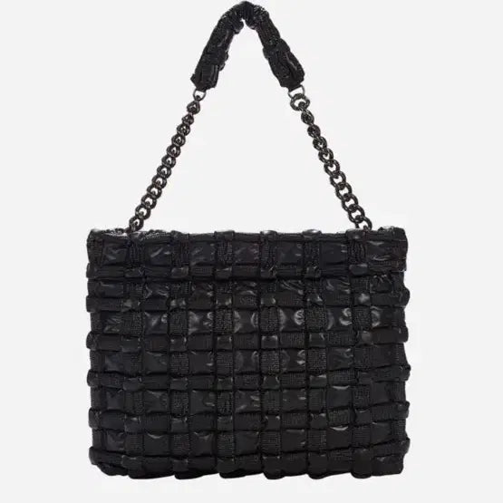 [SOLD OUT] 콰니 My Puffy Fluffy Bag 블랙 체인백