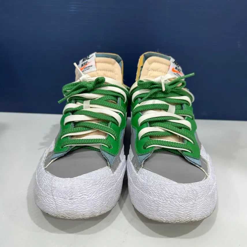 [BUNJANG] Nike Sacai Blazer Low Green Sneakers / 나이키 사카이 블레이저 로우 그린 280