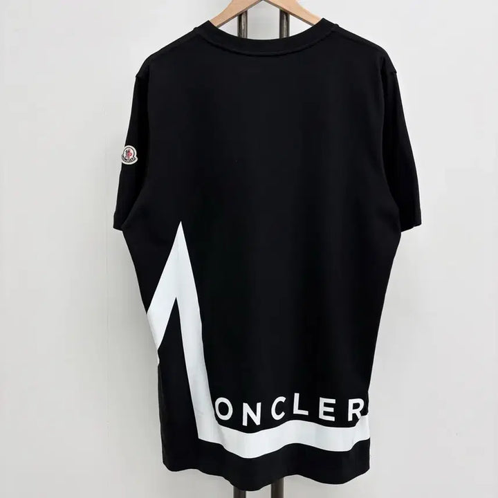 [SOLD OUT] [L]몽클레어 와펜패치 로고 반팔티