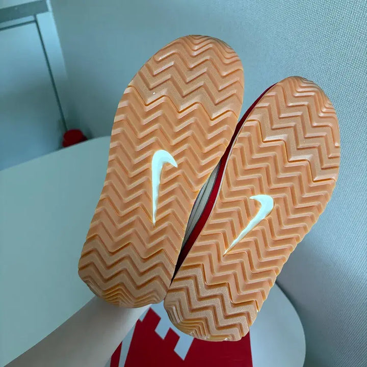 [BUNJANG] Nike Sneakers 240 / 나이키 운동화 240