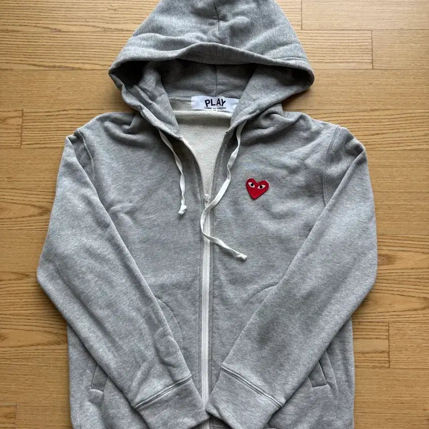 [SOLD OUT] 꼼데가르송 후드집업
