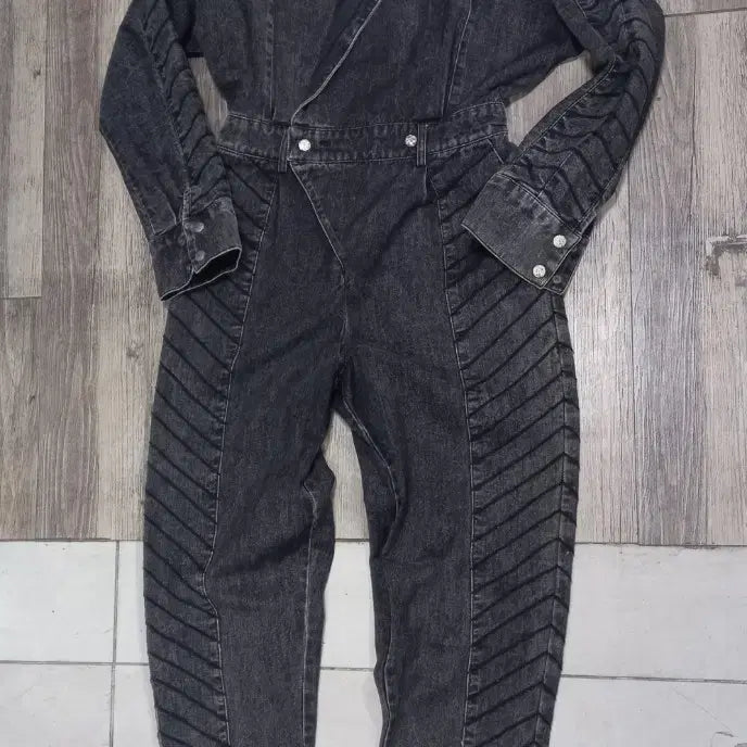 [BUNJANG] Black Denim Rider Style Jumpsuit / 블랙 데님 점프수트 라이더 스타일