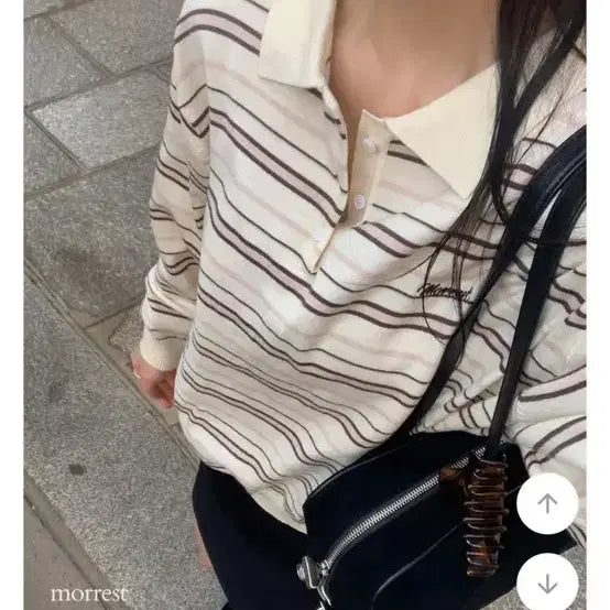 [BUNJANG] Benito Claire Loose Fit Stripe Open Collar Knit / 베니토 클레어 루즈 스트라이프 오픈카라니트