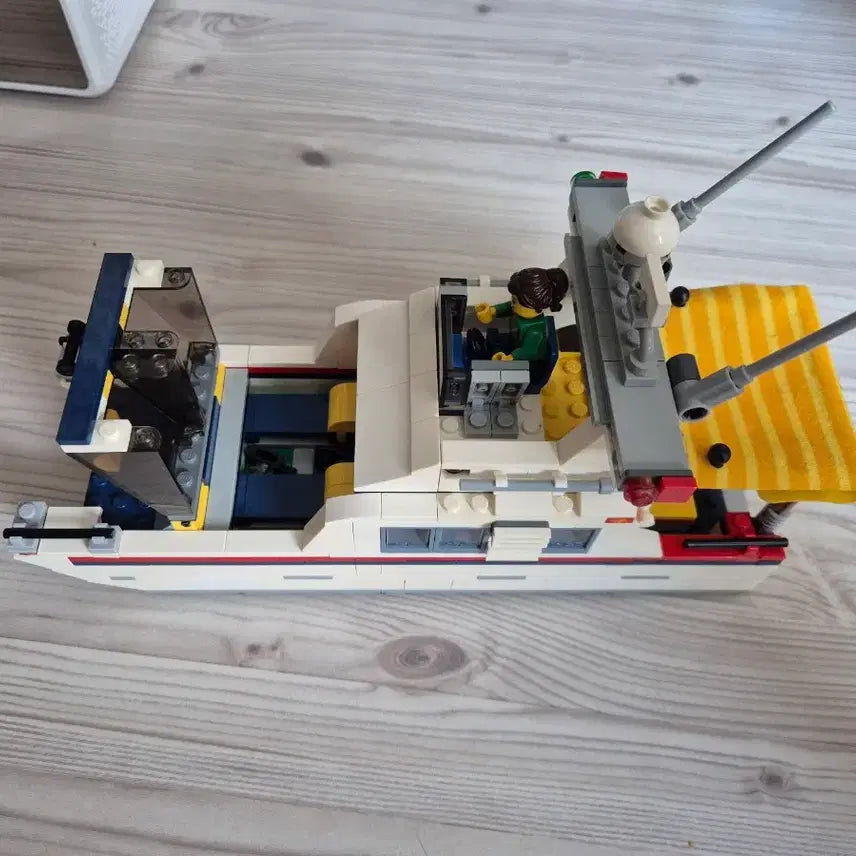 [BUNJANG] LEGO Creator 31052 Camping Van / 레고 크리에이터 31052, 요트 판매합니다