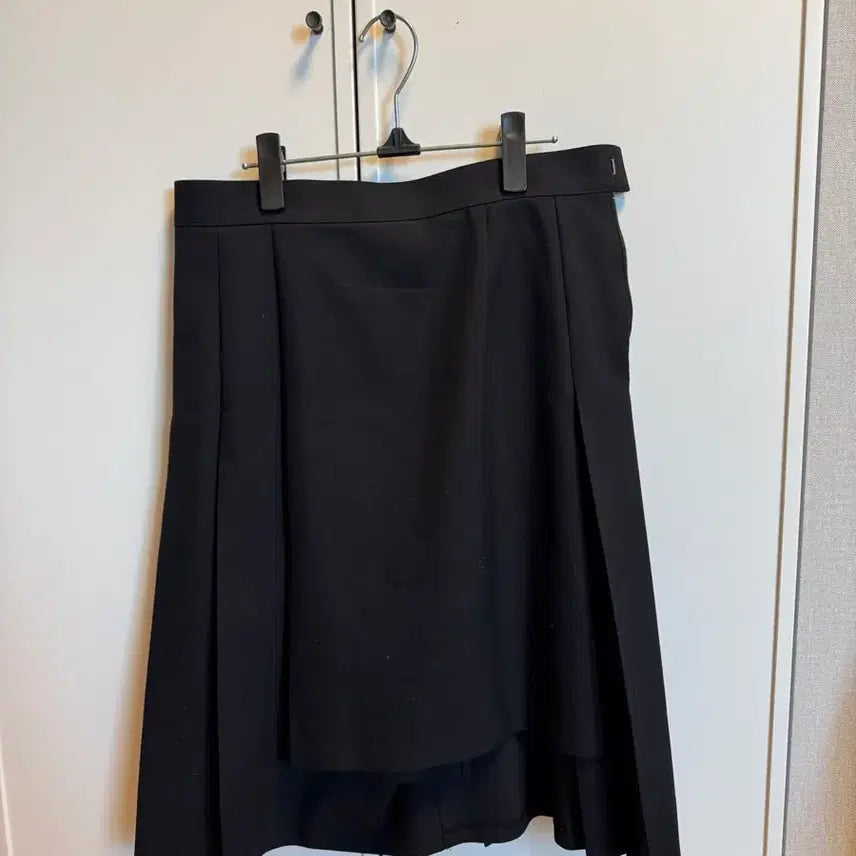 [BUNJANG] Junya Watanabe Asymmetrical Pleated Skirt / 준야와타나베 언발란스 플리츠 스커트