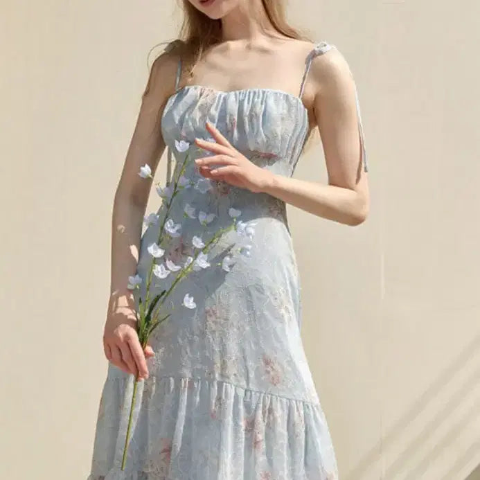 [SOLD OUT] 벨로디네라 Daphne flower dress Sky Blue 원피스