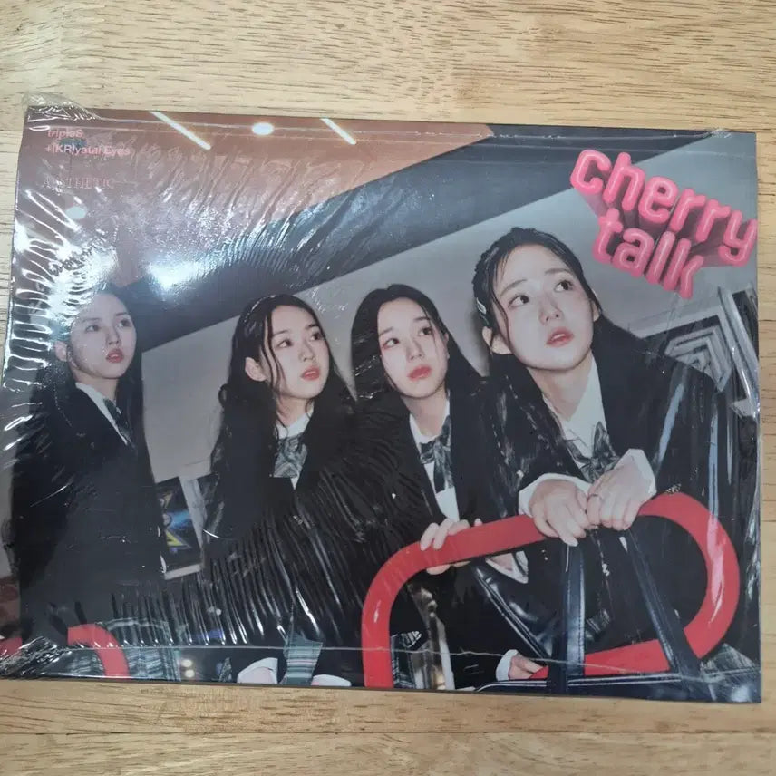 [BUNJANG] tripleS +(KR)ystal Eyes AESTHETIC Album / 트리플에스 - 미니 [+(KR)ystal Eyes< AESTHETIC>]