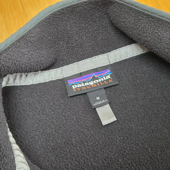 [SOLD OUT] 파타고니아 신칠라 블랙 M