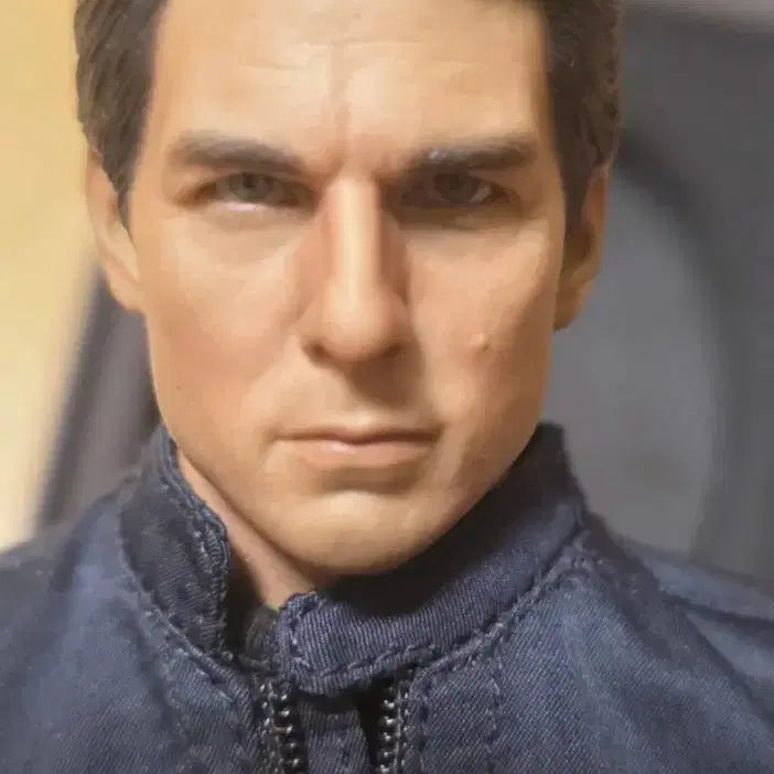 [BUNJANG] Tom Cruise Mission Impossible Action Figure / 톰 크루즈 액션 피규어  (미션 임파셔블)