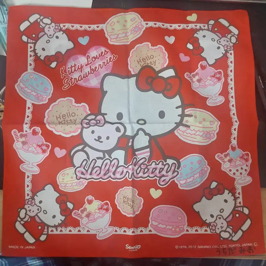 [BUNJANG] Hello Kitty Handkerchief / 헬로키티 손수건