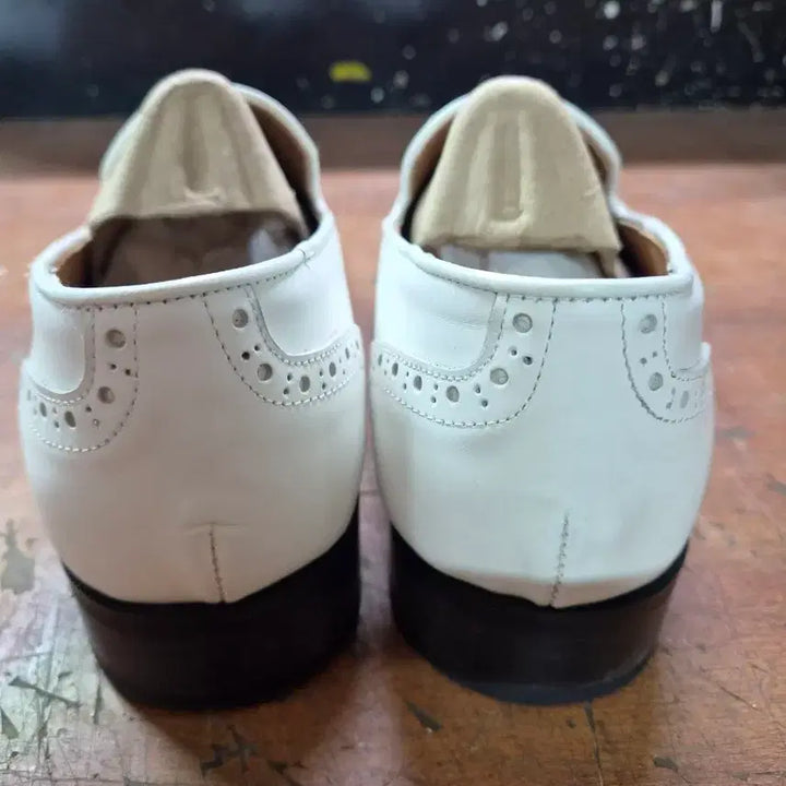 [BUNJANG] All Classic White Tassel Loafers / 올클래식 화이트 테슬로퍼
