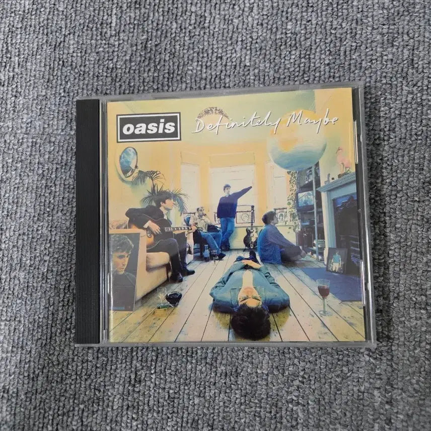 [BUNJANG] Oasis Definitely Maybe 1st Album CD / Oasis 오아시스 1집 Definitely Maybe 음반 CD