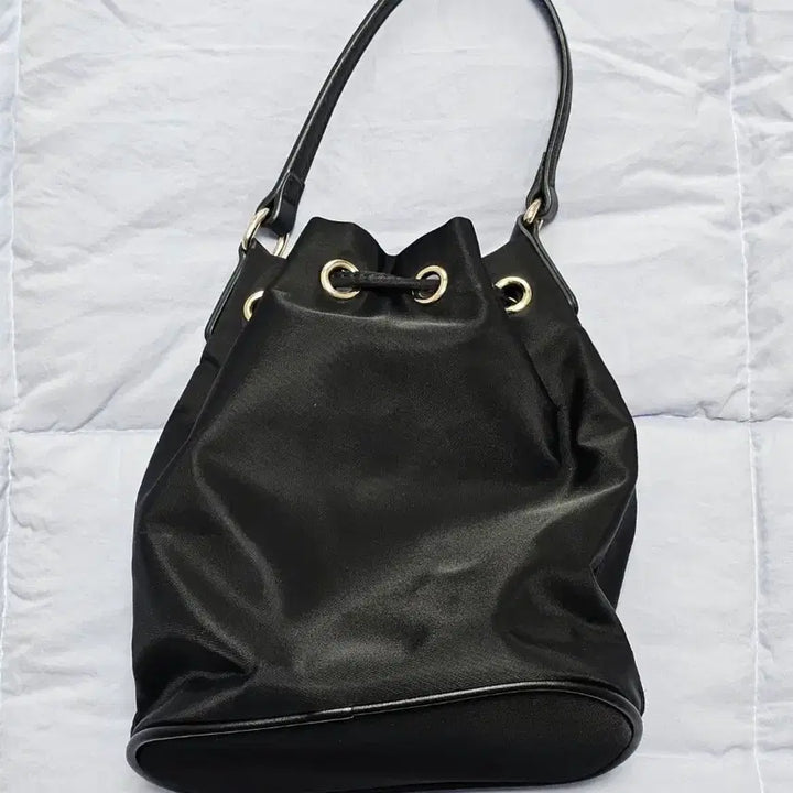 [BUNJANG] Agatha Micro Bucket Bag / 아가타 마이크로 버킷백 가방