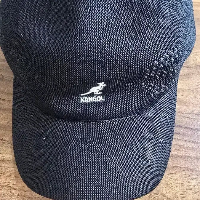 [BUNJANG] Supreme x Kangol Ventair Logo Space Cap Black SS22 / 슈프림 x 캉골 벤테어 로고 스페이스캡 블랙 22SS