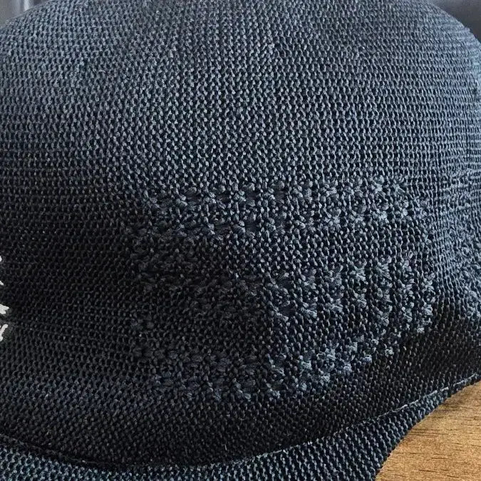 [BUNJANG] Supreme x Kangol Ventair Logo Space Cap Black SS22 / 슈프림 x 캉골 벤테어 로고 스페이스캡 블랙 22SS