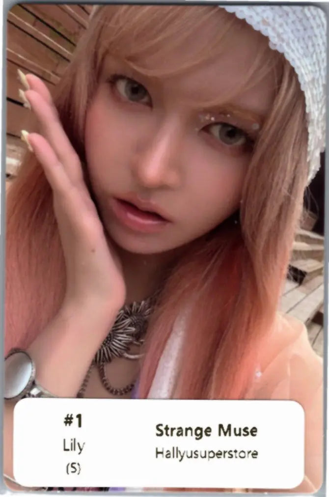 NMIXX "Strange Muse" - Official Photocard [26.10.20]