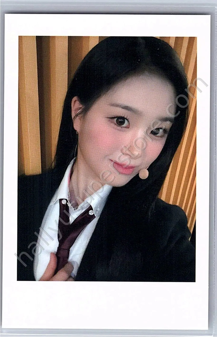 tripleS - Jiyeon - Assemble25 polaroid