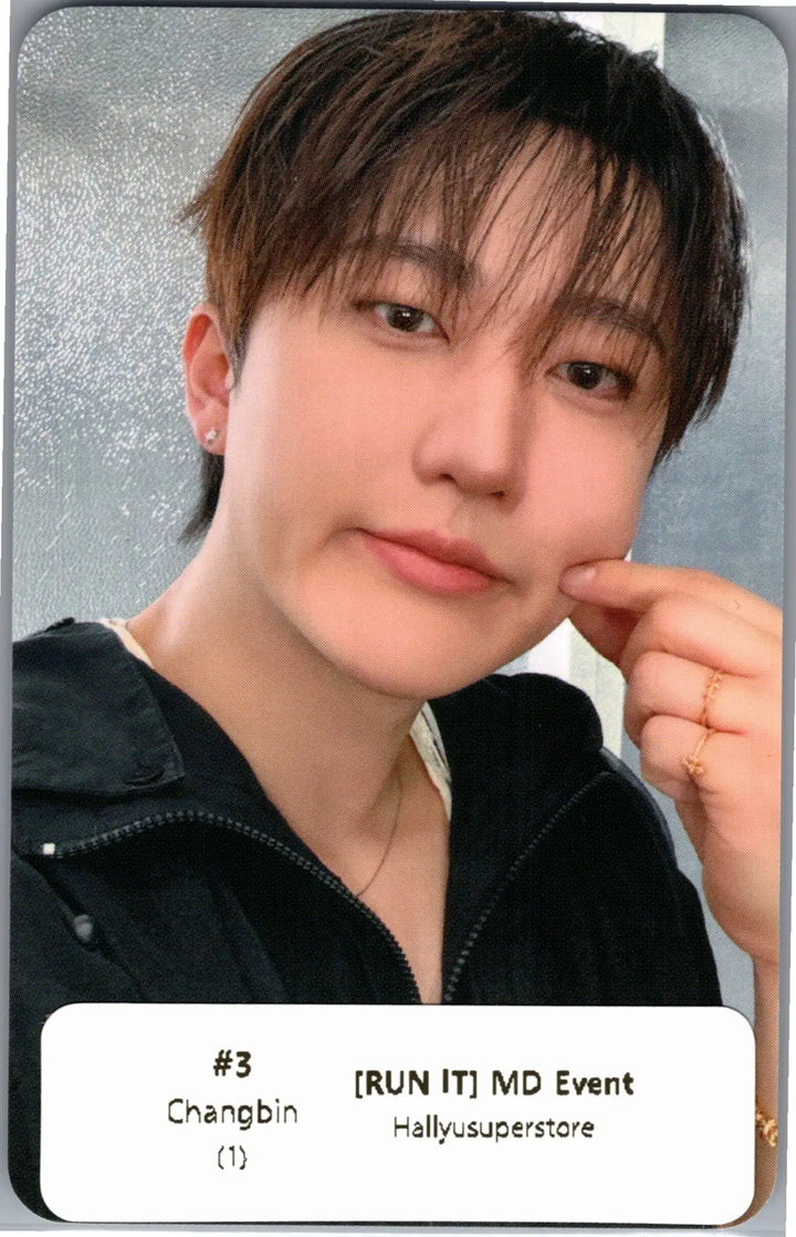 Stray Kids - Stray Kids World Tour [Run it] Official MD Event Photocard [26.07.23][Restocked 07/24]