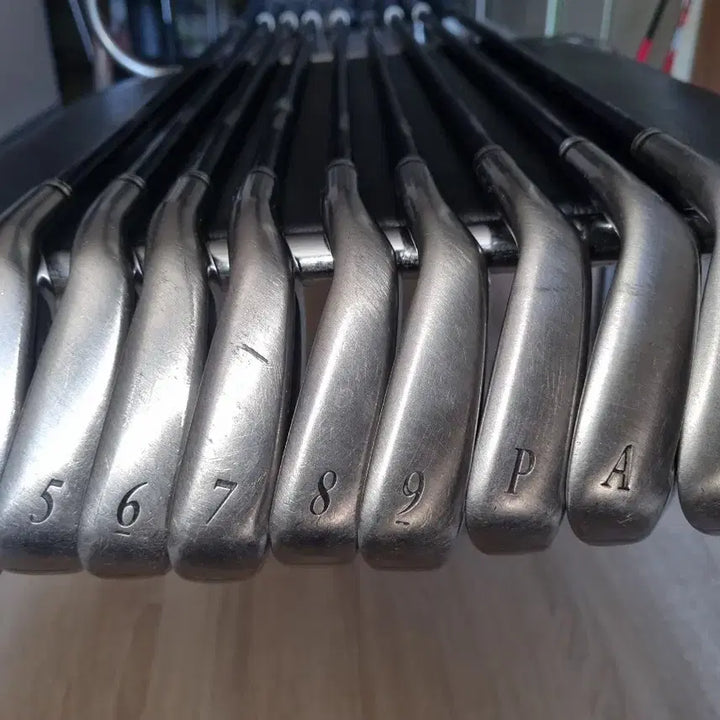 [SOLD OUT] 젝시오8 XXIO MP800K 카본 아이언 9개 풀세트 Flex R
