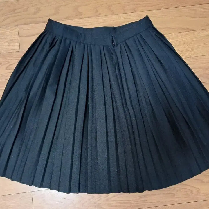 [BUNJANG] COS Wool Blend Pleated Skirt Black EUR 32 / COS 코스 울 블렌드 플리츠 스커트 (블랙 / EUR 32)