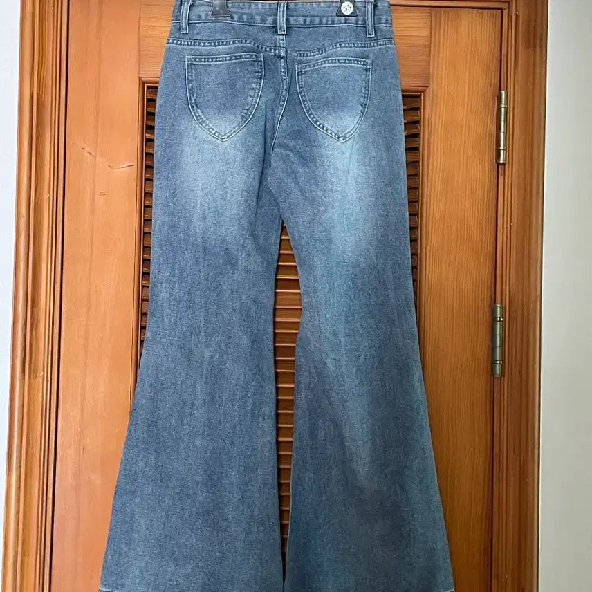 [SOLD OUT] 청바지 부츠컷 데님 팬츠 M