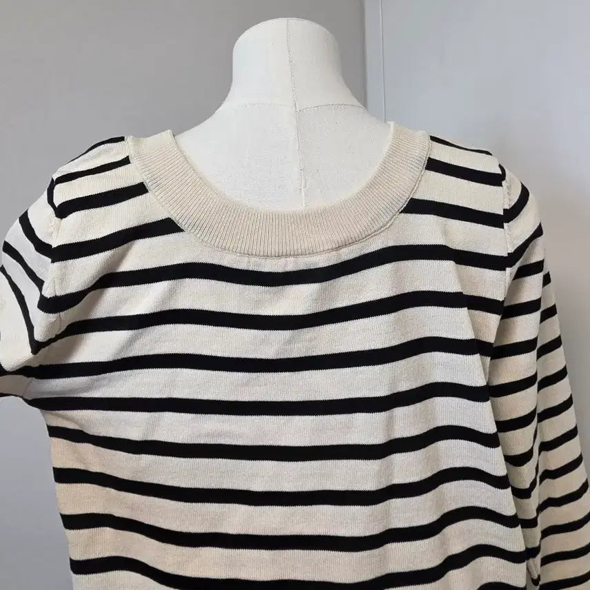 [BUNJANG] Striped Long Sleeve T-shirt (Ivory/Black) / 스트라이프 긴팔 티셔츠 아이보리/블랙