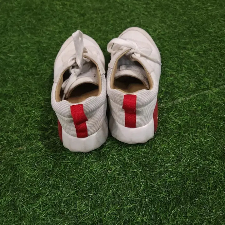 [SOLD OUT] 애르메스 바운싱 운동화 스니커즈