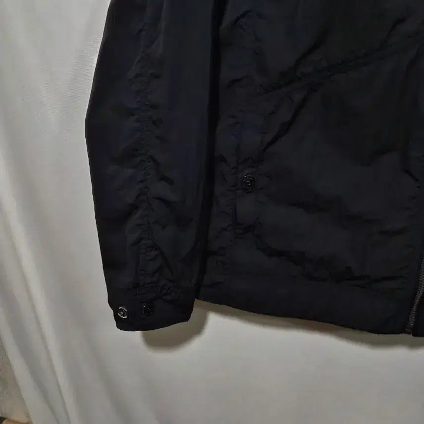 [BUNJANG] National Geographic Black Windbreaker Jacket / 내셔널지오그래픽 블랙 바람막이 자켓