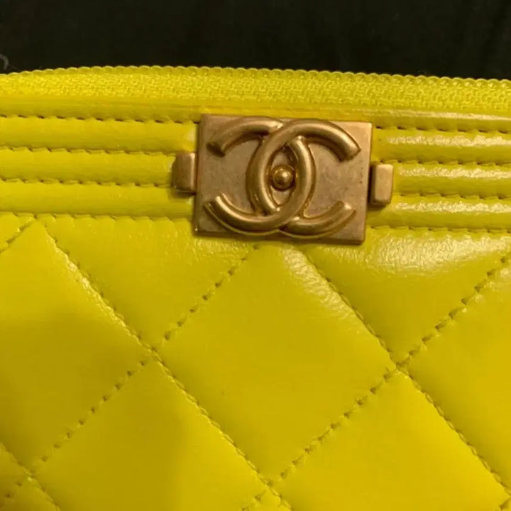 [BUNJANG] Chanel Boy Medium Wallet / 정품 샤넬 보이 중지갑