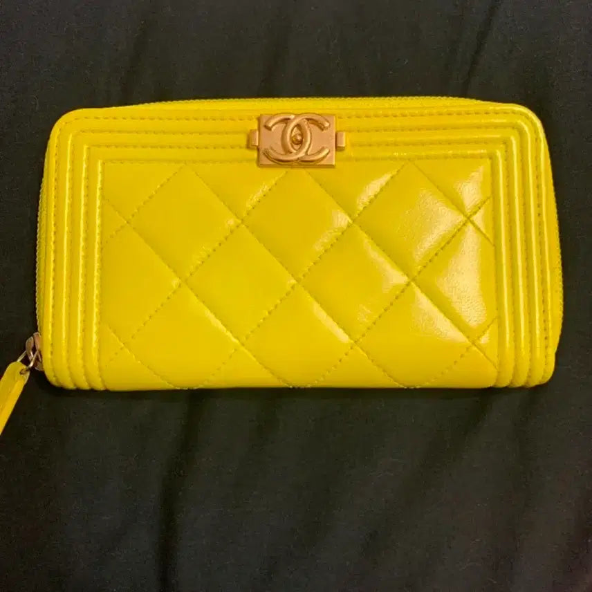 [BUNJANG] Chanel Boy Medium Wallet / 정품 샤넬 보이 중지갑