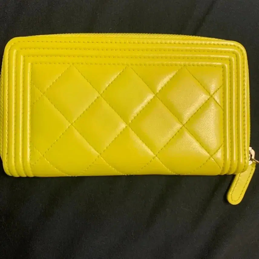 [BUNJANG] Chanel Boy Medium Wallet / 정품 샤넬 보이 중지갑