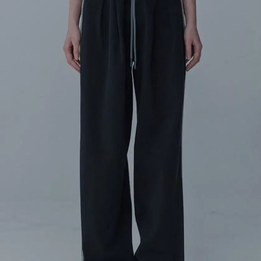 [BUNJANG] MARSUNEVEIL Taping Wide Pants Black / 마스언에브릴 테이핑 와이드 팬츠 블랙