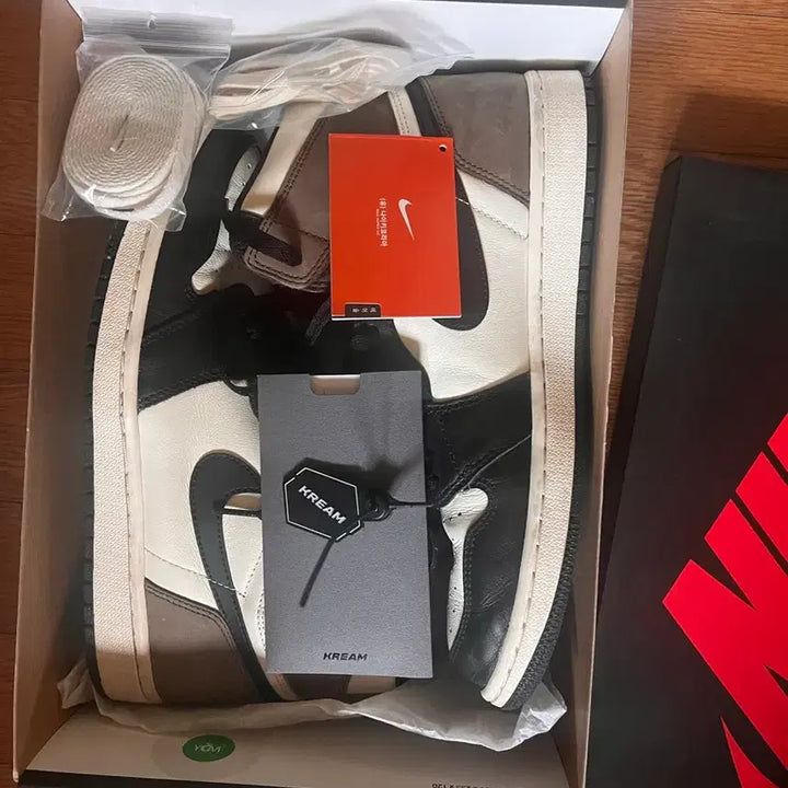 [BUNJANG] Nike Jordan 1 Dark Mocha Sneakers / 조던1 다크모카 280 풀박