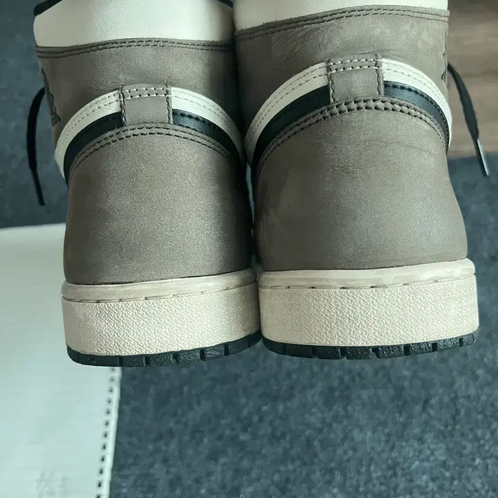 [BUNJANG] Nike Jordan 1 Dark Mocha Sneakers / 조던1 다크모카 280 풀박