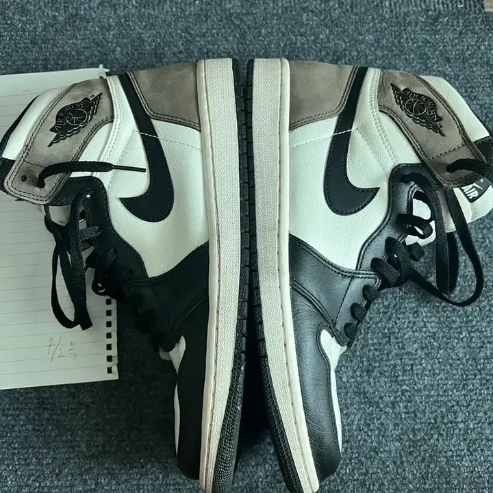 [BUNJANG] Nike Jordan 1 Dark Mocha Sneakers / 조던1 다크모카 280 풀박