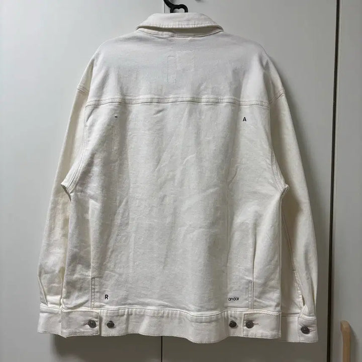 [SOLD OUT] (새제품) 안다르Andar 라이크라데님 오버핏 트러커 청자켓